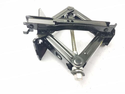 jack-kit-ford-fiesta-vi-cb1-ccn-2008-33559216 main image