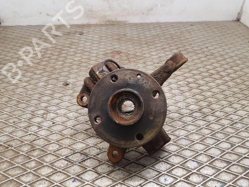 Used Left front steering knuckle Left front steering knuckle TOYOTA AYGO (_B1_) 1.0 (KGB10_, KGB10R) (68 hp) 33412627 33412627