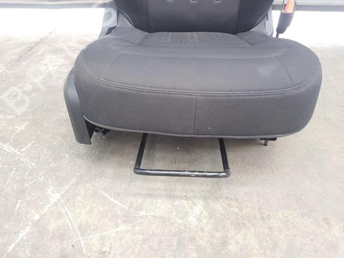 Right front seat LAND ROVER DEFENDER Station Wagon (L663) P300 Si4 4x4 | BP27689261C16 