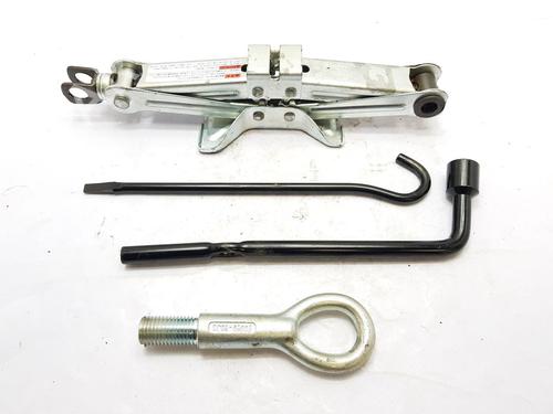 Bordwerkzeug für SUZUKI SWIFT III (MZ, EZ) 1.5 (RS415, ZC21S) (102 hp) 30603677