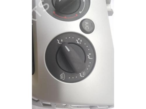 Climate control FORD FOCUS III 1.6 TDCi | BP37475677I5 - Image 4