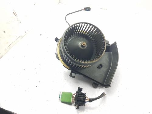 Used Heater blower motor Heater blower motor PEUGEOT EXPERT Van (VF3A_, VF3U_, VF3X_) 2.0 HDi 130 (128 hp) 34226494 34226494