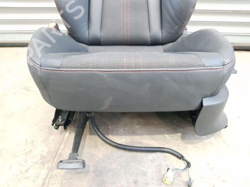Right front seat AUDI A1 (8X1, 8XK) S1 quattro | BP23332150C16 