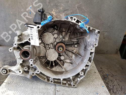 Used Gearbox VOLVO V40 Hatchback (525) T3 (152 hp) 30138034