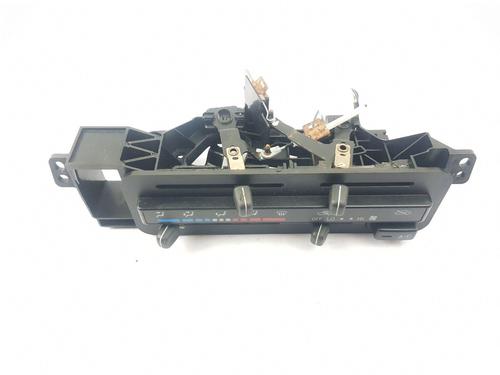 Used Climate control TOYOTA HIACE V Van (TRH2__, KDH2__, LH2__, GDH2__) 2.5 D-4D (95 hp) 30603415