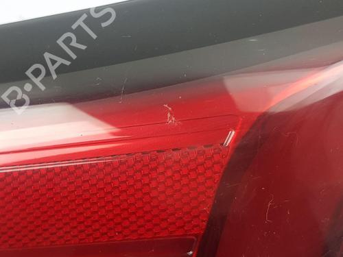 Farolim esquerdo FORD KUGA III (DFK)  | BP30823357C34 