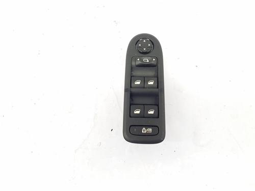 Used Right front window switch Right front window switch 36667328 36667328