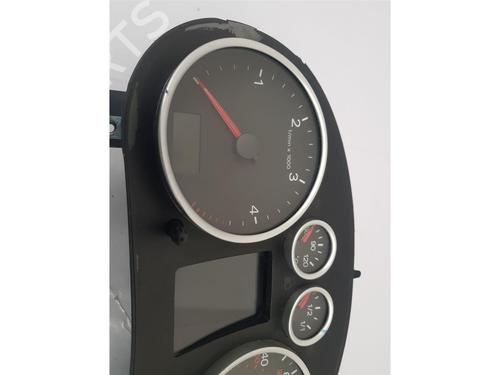 Instrument cluster AUDI A2 (8Z0) 1.4 TDI | BP32632310C47