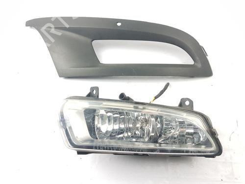 Used Right front fog light VW POLO V (6R1, 6C1) 1.4 (6R1) (85 hp) 31574495