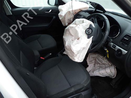 Front right belt tensioner SKODA YETI (5L) 1.2 TSI | BP22677244C88 