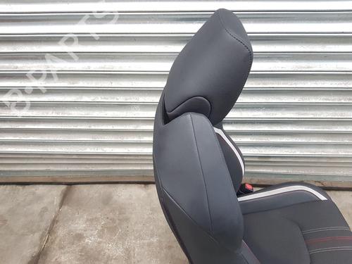 Right front seat TOYOTA COROLLA Hatchback (_E21_, _EA1_, _EH1_) 1.8 Hybrid (ZWE211, ZWE219) | BP29620591C16