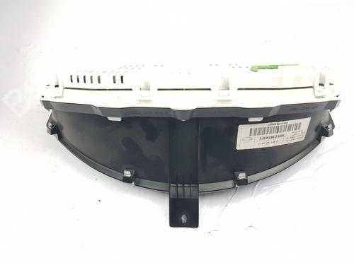 Instrument cluster LAND ROVER FREELANDER 2 (L359) 2.2 TD4 4x4 | BP29737901C47 