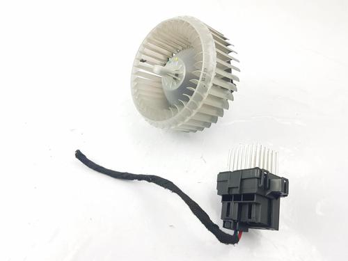 Used Heater blower motor VAUXHALL MOKKA / MOKKA X (J13) 1.7 CDTI 4x4 (131 hp) 30796296