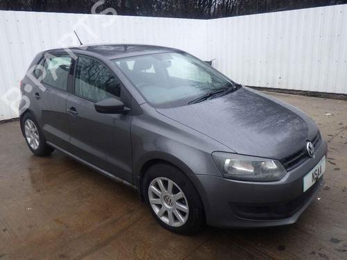Brugte VW POLO V (6R1, 6C1) 1.2 (60 hp) 4441438