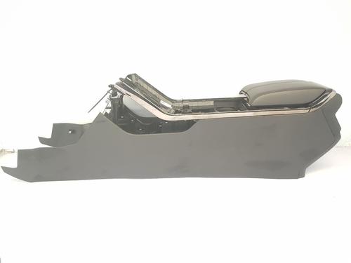 Used Armrest / Center console Armrest / Center console 38871038 38871038