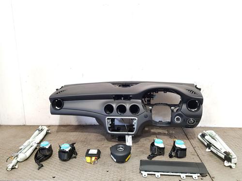 Used Dashboard MERCEDES-BENZ GLA-CLASS (X156) GLA 200 (156.943) (156 hp) 22658555