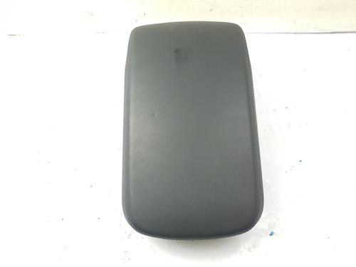 Used Armrest / Center console Armrest / Center console 38732433 38732433