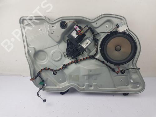 Rudehejsemekanisme ventre foran Rudehejsemekanisme ventre foran SKODA OCTAVIA II (1Z3) 1.6 TDI (105 hp) 36950015 36950015