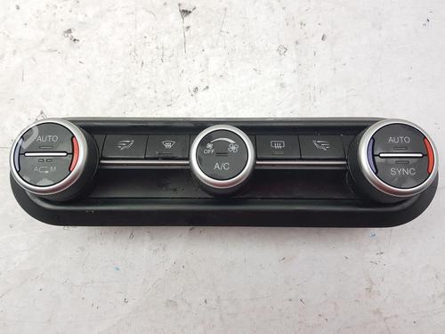 climate-control-alfa-romeo-giulia-952_-2015-22683163 main image