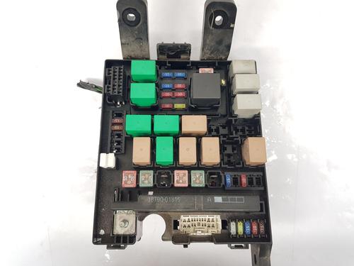 Used Fuse box KIA SPORTAGE III (SL) 1.7 CRDi (116 hp) 28413438