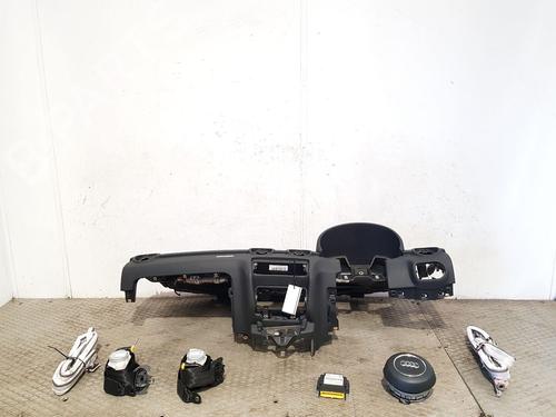 Used Dashboard AUDI A1 Sportback (8XA, 8XF) S1 quattro (231 hp) 24965051