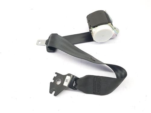 Used Rear center seatbelt FORD FIESTA VI (CB1, CCN) 1.0 EcoBoost (100 hp) 31932975