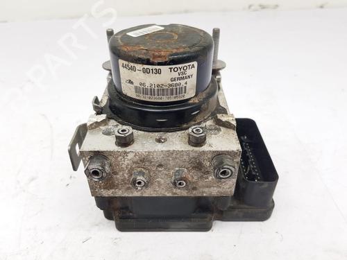 Used ABS pump TOYOTA YARIS (_P13_) 1.3 (NSP130_, NSP130) (99 hp) 29597826