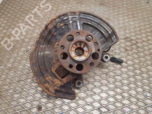 Used Right front steering knuckle Right front steering knuckle MERCEDES-BENZ A-CLASS (W176) A 220 CDI (176.003) (170 hp) 35885097 35885097