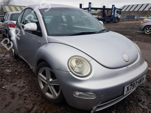Brugte VW NEW BEETLE (9C1, 1C1) 2.0 4738072