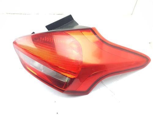 right-taillight-ford-focus-iii-2010-2011-2012-2013-2014-2015-2016-2017-2018-2019-2020-32070010 main image