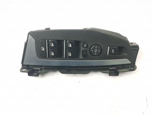 Used Right front window switch BMW X3 (G01, F97, G08) M Competition (510 hp) 31282640