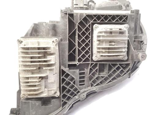 Right headlight MERCEDES-BENZ E-CLASS (W212) E 220 BlueTEC (212.001) | BP29440106C29 