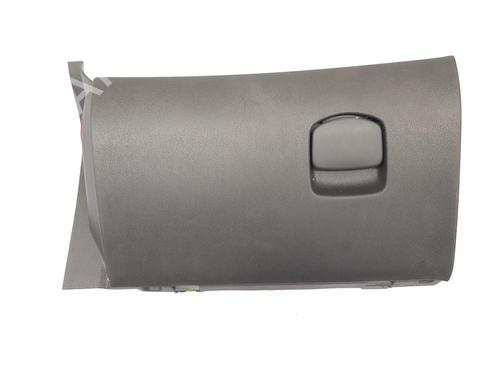 Used Glove box VAUXHALL CORSA Mk III (D) (S07) 1.2 i 16V (L08) (86 hp) 29343351