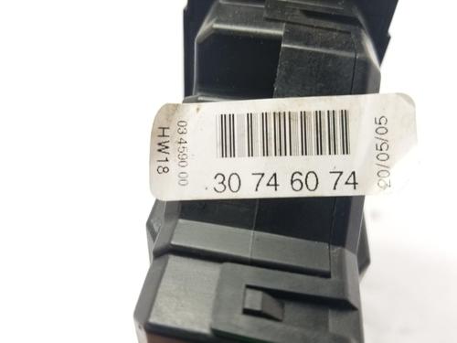 Right front window switch VOLVO V70 II (285) D5 | BP28329558I26 