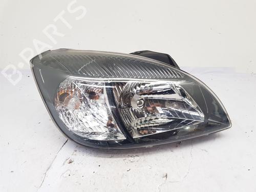 Used Right headlight Right headlight KIA RIO II (JB) 1.4 16V (97 hp) 33889873 33889873