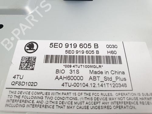 Radio SKODA OCTAVIA III Combi (5E5, 5E6)  | BP22683896E6 