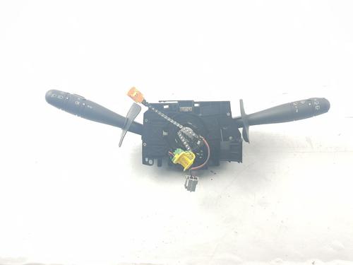 Used Steering column stalk RENAULT CLIO II (BB_, CB_) 1.2 (BB0A, BB0F, BB10, BB1K, BB28, BB2D, BB2H, CB0A,... (58 hp) 30796094