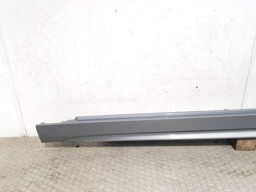 Left sideskirt BMW 1 (F40) 118 i | BP30090851C115 