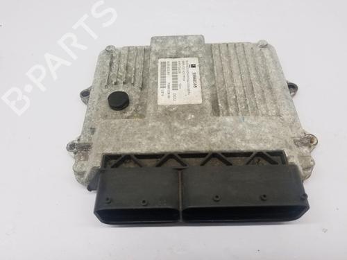 Used Engine control unit (ECU) Engine control unit (ECU) VAUXHALL CORSA Mk III (D) (S07) 1.3 CDTI (L08) (90 hp) 36364681 36364681