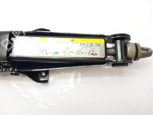 Jack Kit VW GOLF VIII (CD1, DA1) 2.0 TDI | BP29316123C119 