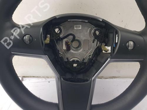 Rat TESLA MODEL 3 (5YJ3) | BP38933644C49 - Image 4
