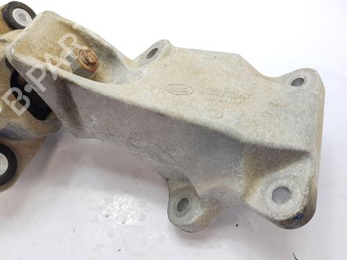 Engine mount LAND ROVER DEFENDER Station Wagon (L663) P300 Si4 4x4 | BP27974973M89 