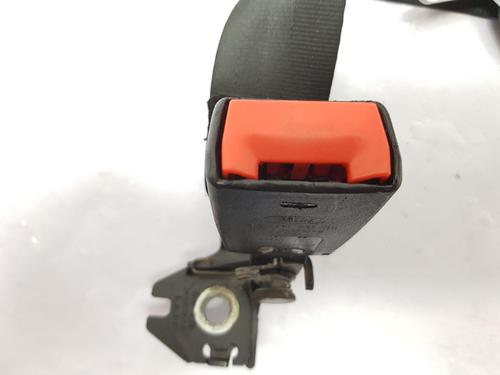 Rear center seatbelt FORD FIESTA VI (CB1, CCN) 1.4 | BP29514653I27 