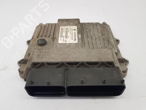 Centralita motor Centralita motor VAUXHALL COMBO Mk II (C) Box Body/MPV (F25) 1.3 CDTI 16V (75 hp) 33726448 33726448