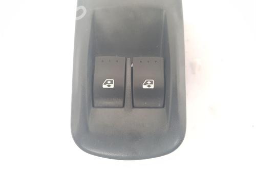 Right front window switch RENAULT TRAFIC II Van (FL) 1.9 dCi 100 (FL0C, FL0K, FL0B) | BP36052216I26 - Image 2