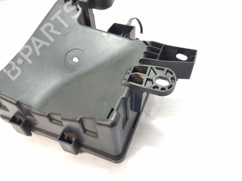 Fuse box NISSAN JUKE (F15)  | BP22208857E1 