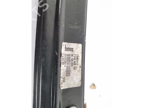 Front right window mechanism BMW 1 (F20) 116 d | BP32306533C23