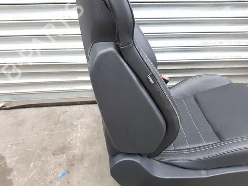 Sæde højre fortil JAGUAR F-TYPE Coupe (X152) 5.0 SCV8 SVR / SCV8 P575 R | BP29700741C16 