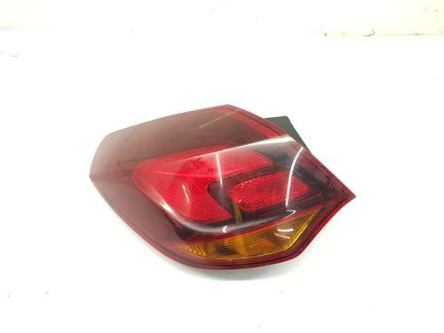 left-taillight-vauxhall-astra-mk-vi-j-p10-2009-2010-2011-2012-2013-2014-2015-32127470 main image
