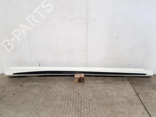 Used Right sideskirt Right sideskirt 39620635 39620635